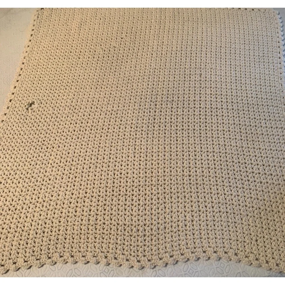 Handmade Knit Blanket Throw Cream Color Fair‎ Condition